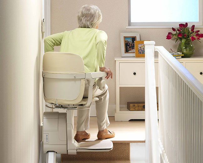 stairlift for narrow stairs